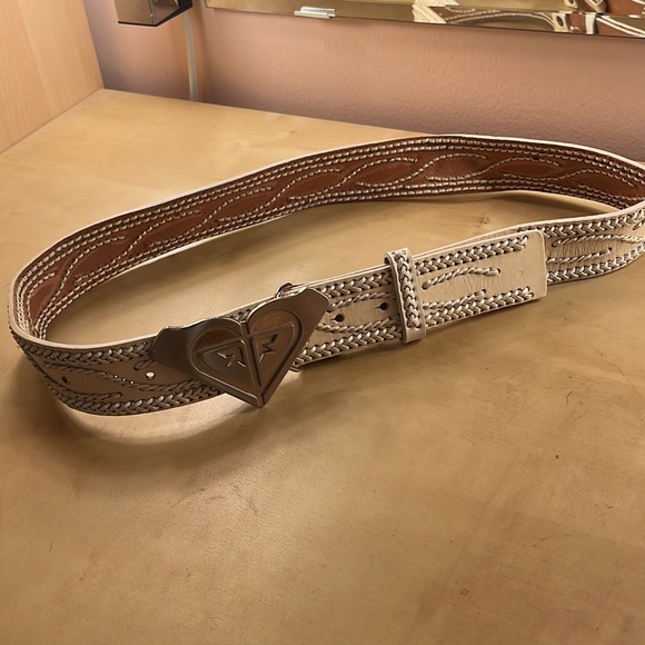 ROXY Cream Belt and Silver Buckle. 40” - Picture 3 of 3
